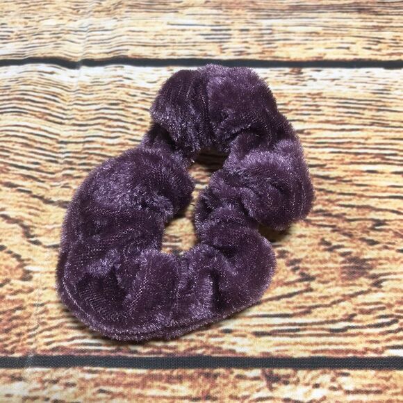 New 8 Piece Scrunchie Bundle Assorted - Picture 6 of 9